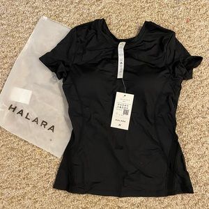 Round neck stretchy sports top. Black